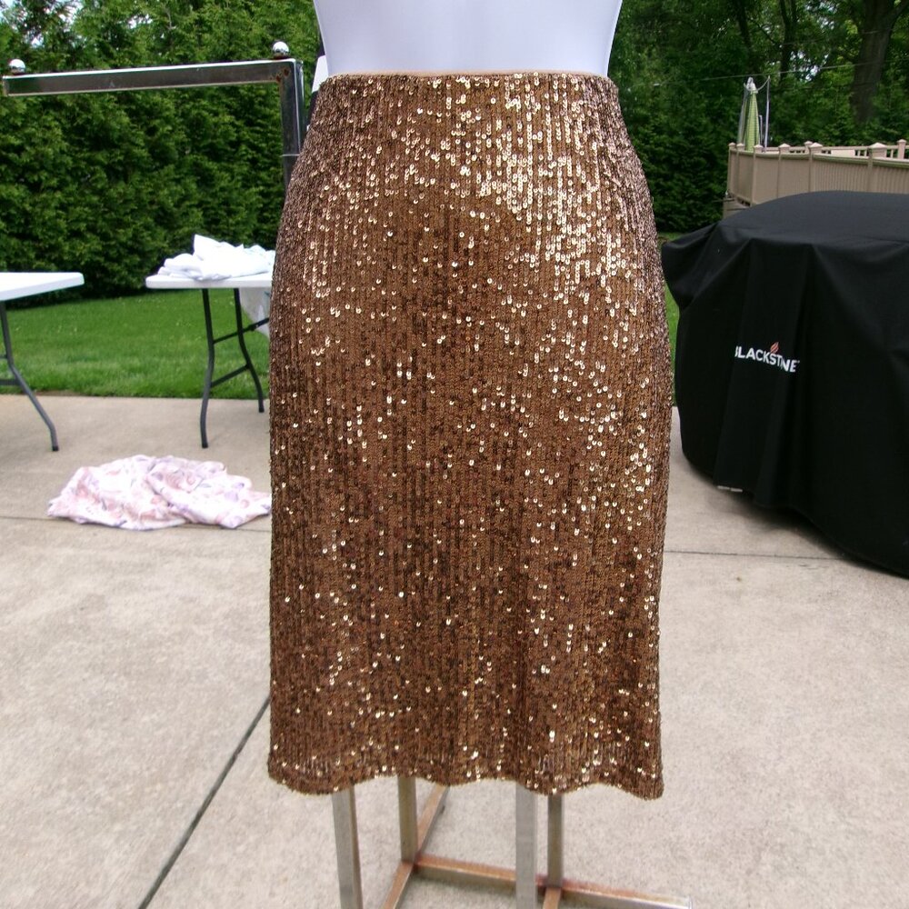 NWOT CABLE&GAUGE GOLD SEQUIN SKIRT M